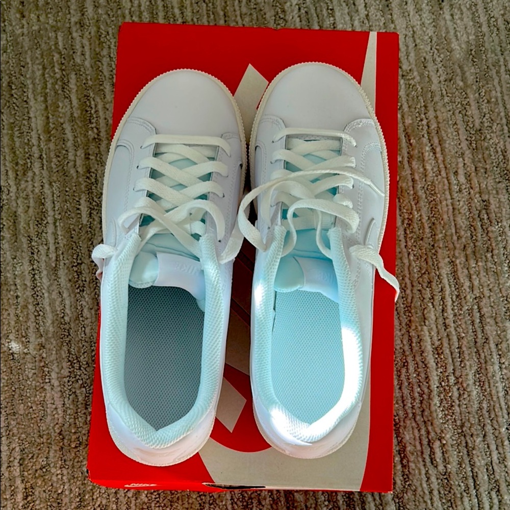 Brand new Nike Court Royale white 8.5 w box